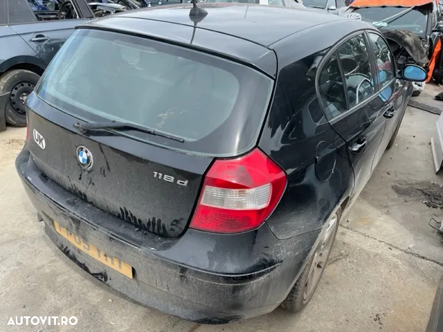 Dezmembrez BMW seria1 118D E87 an 2005 - 2