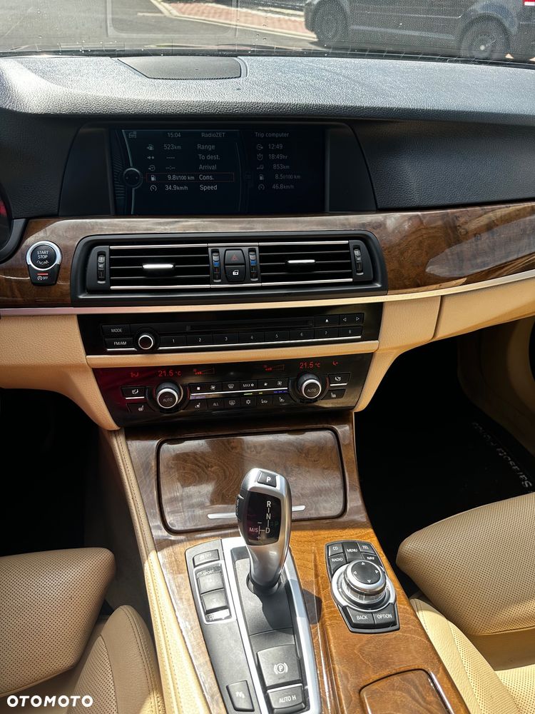 BMW Seria 5 528i - 18
