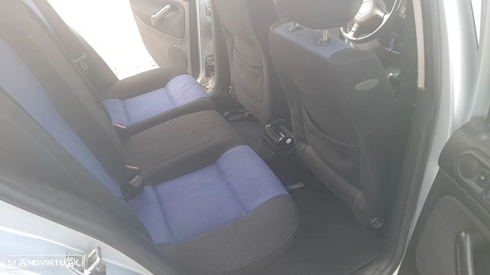 VW Golf 1.9 TDi Confortline AC - 19