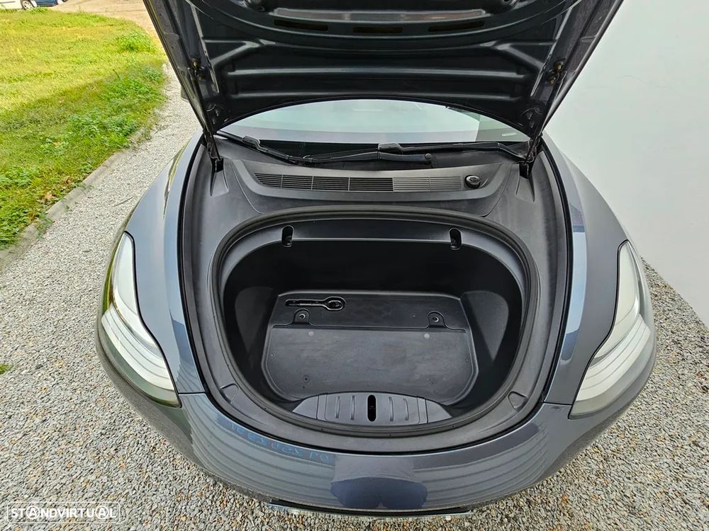 Tesla Model 3 Standard Range Plus RWD - 24