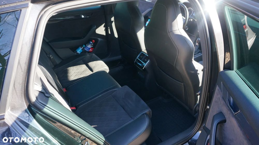 Skoda Superb 2.0 TSI 4x4 Scout DSG - 8