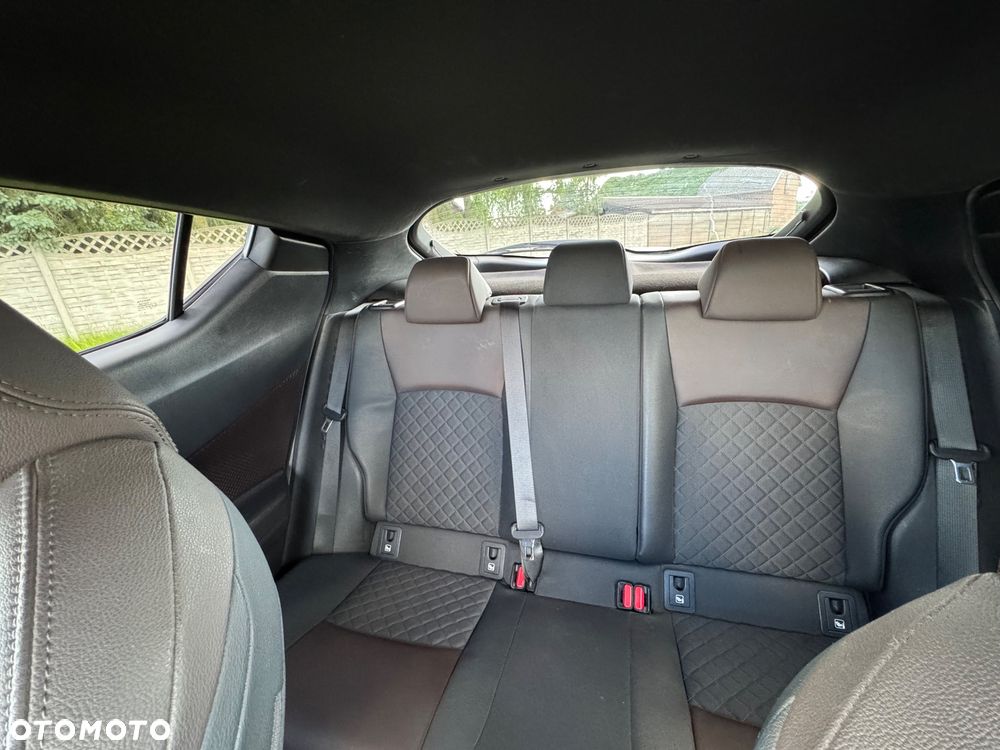 Toyota C-HR 1.8 Hybrid Executive - 26