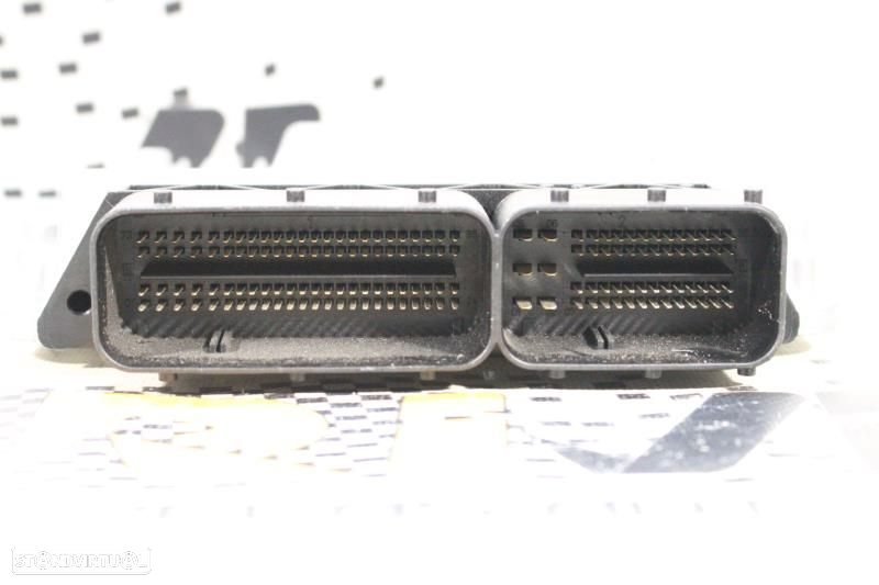 Centralina De Motor Bmw 1 (F20)  8518569 / 0281018635 / 1039S52297 - 4