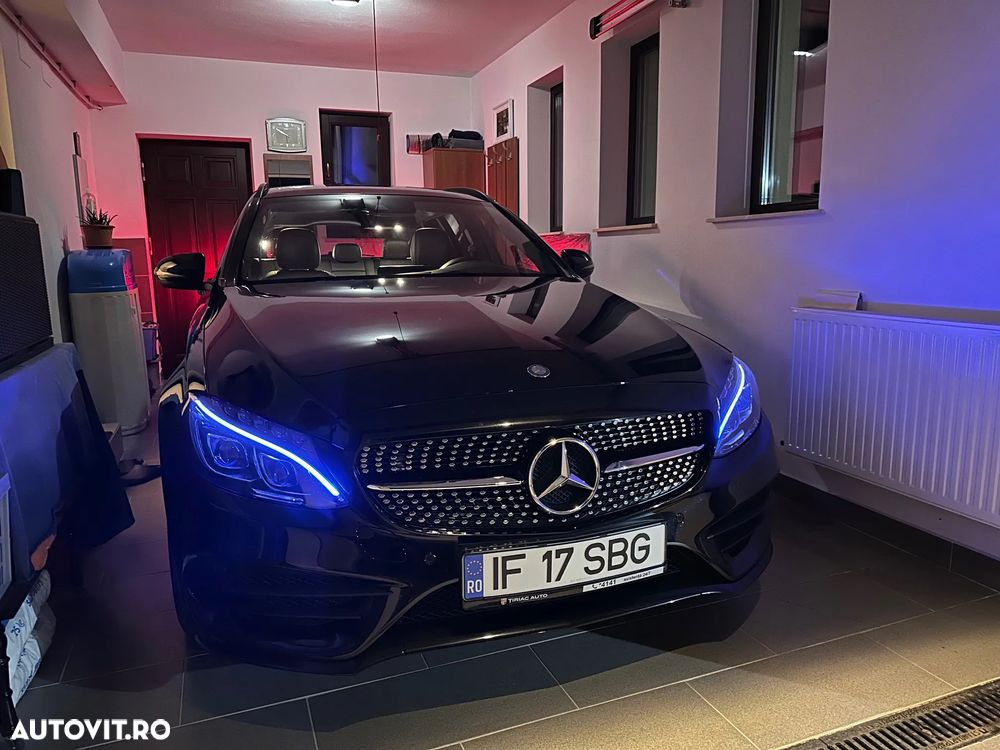 Mercedes-Benz C 220 d 4Matic T 7G-TRONIC AMG Line - 7