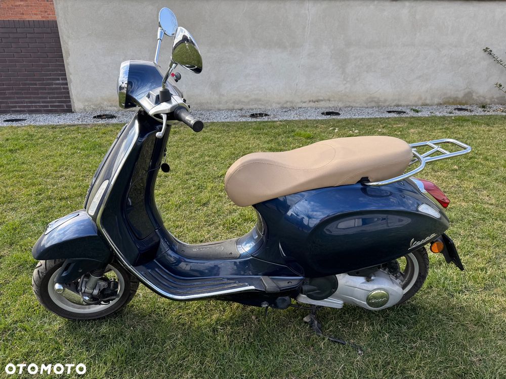 Vespa Primavera - 2