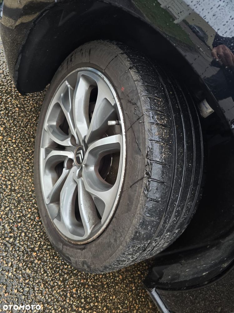 Citroën DS4 HDi 165 SportChic - 17