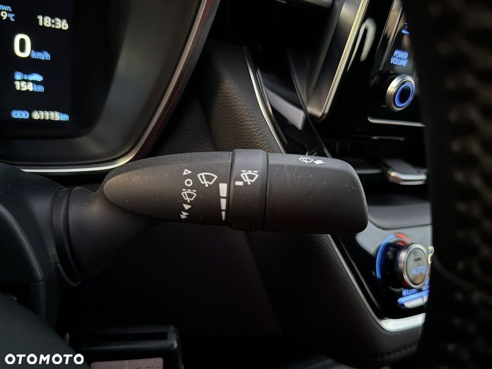 Toyota Corolla 1.5 Comfort - 24