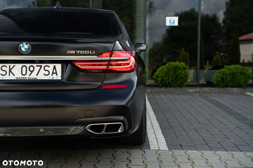 BMW Seria 7 M760Li xDrive - 12