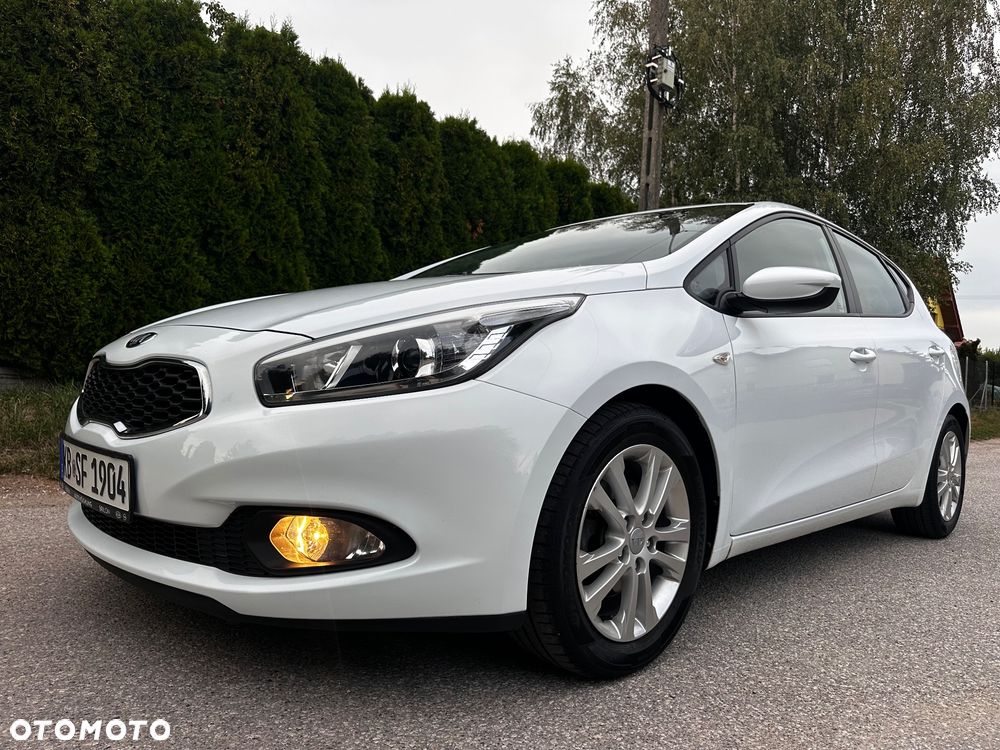 Kia Ceed 1.4 CVVT Dream Team Edition - 15