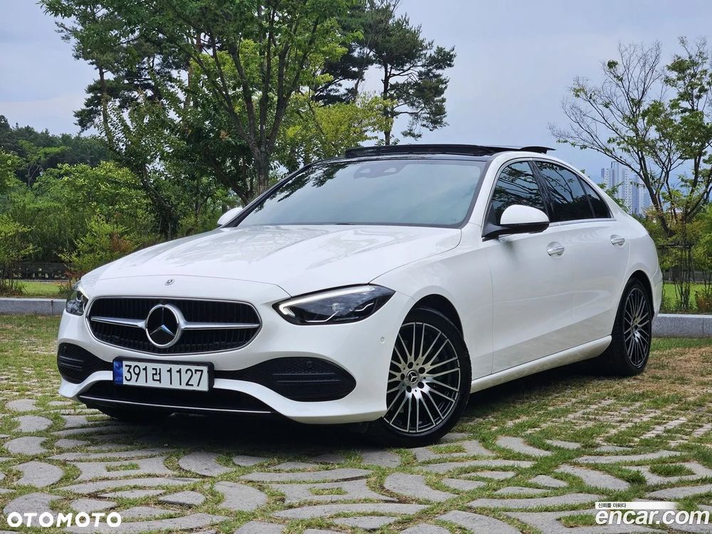 Mercedes-Benz Klasa C 300 4Matic 9G-TRONIC Avantgarde - 1