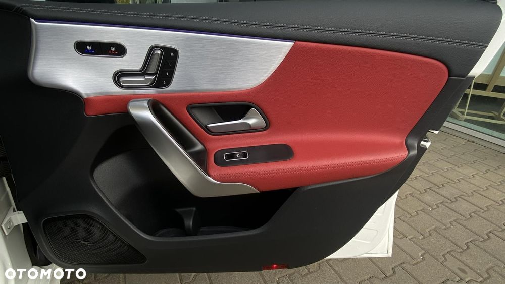 Mercedes-Benz Klasa A 200 AMG Line 7G-DCT - 21