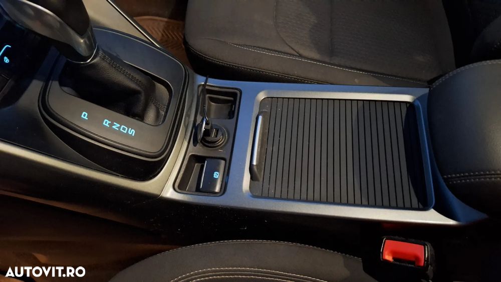 Ford Kuga 2.0 TDCi 4WD Powershift Trend - 36