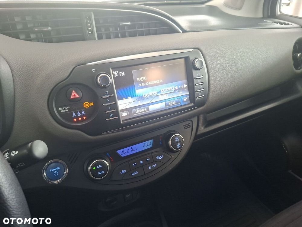 Toyota Yaris - 17