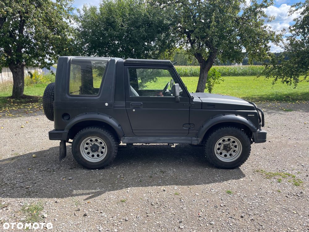 Suzuki Samurai - 4