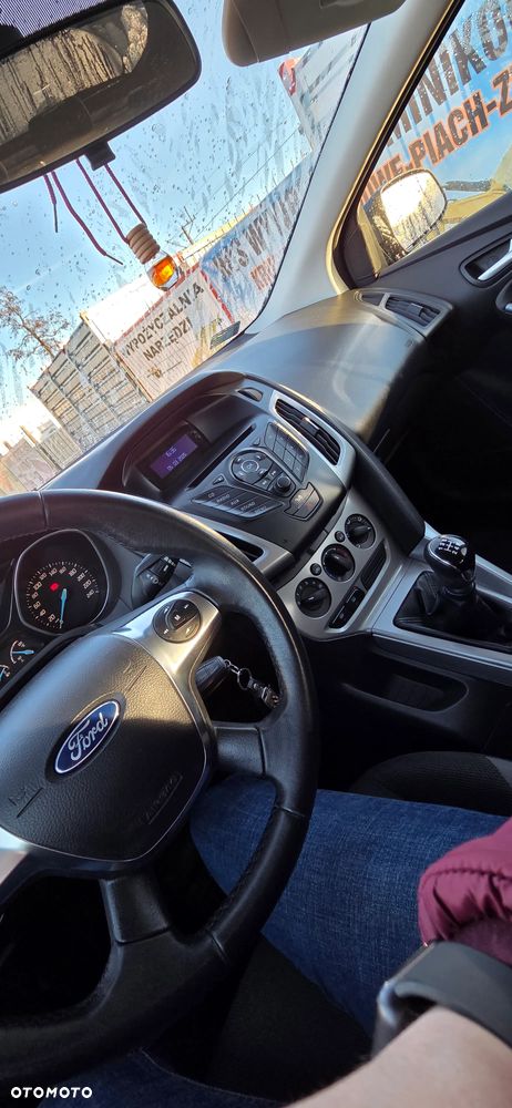 Ford Focus 1.6 Ambiente - 8