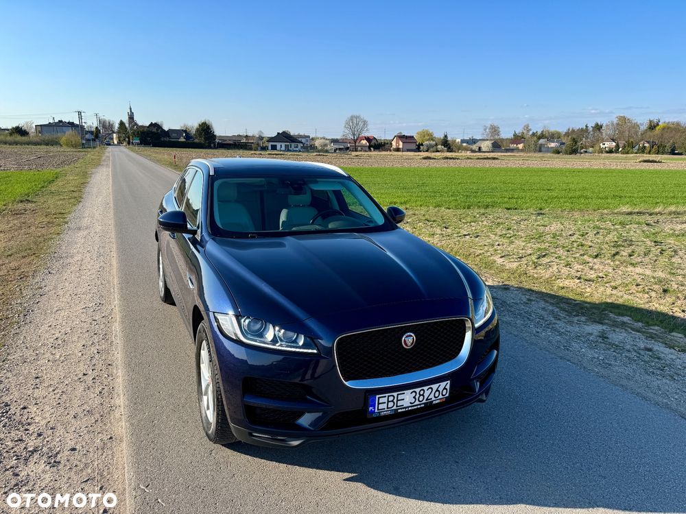 Jaguar F-Pace 20d AWD Pure - 4