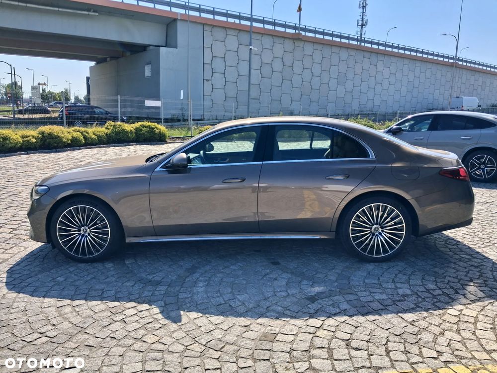 Mercedes-Benz Klasa E 300 de PHEV 4-Matic Avantgarde 9G-Tronic - 4