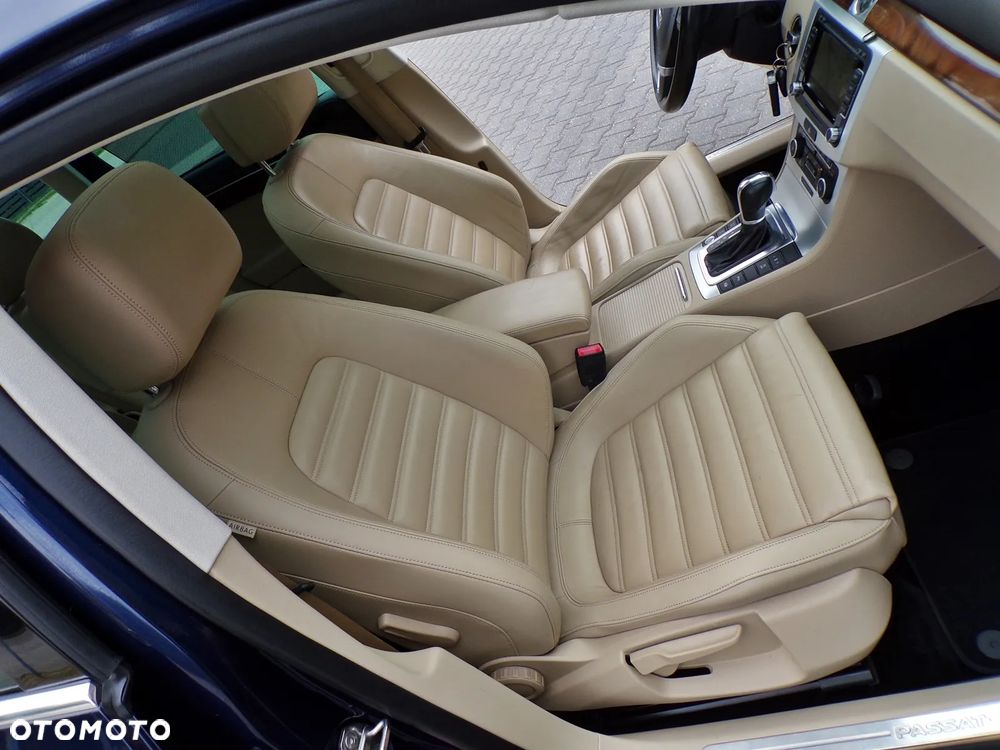 Volkswagen Passat 2.0 TDI DSG BlueMotion Technology Highline - 30