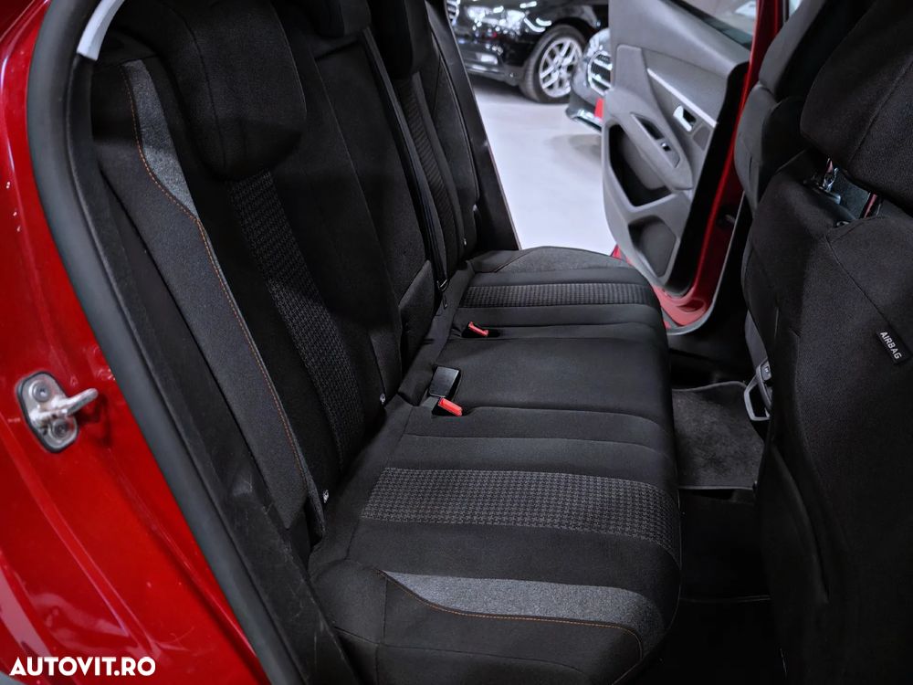 Peugeot 3008 PureTech 130 Stop & Start GPF EAT8 Active Business-Paket - 20