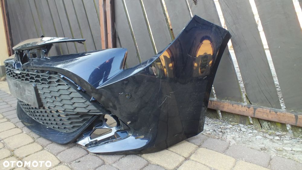 Zderzak przedni Toyota Corolla E21 Kombi HB 4xPDC - 3