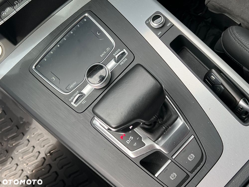 Audi Q5 2.0 TDI Quattro S tronic sport - 23