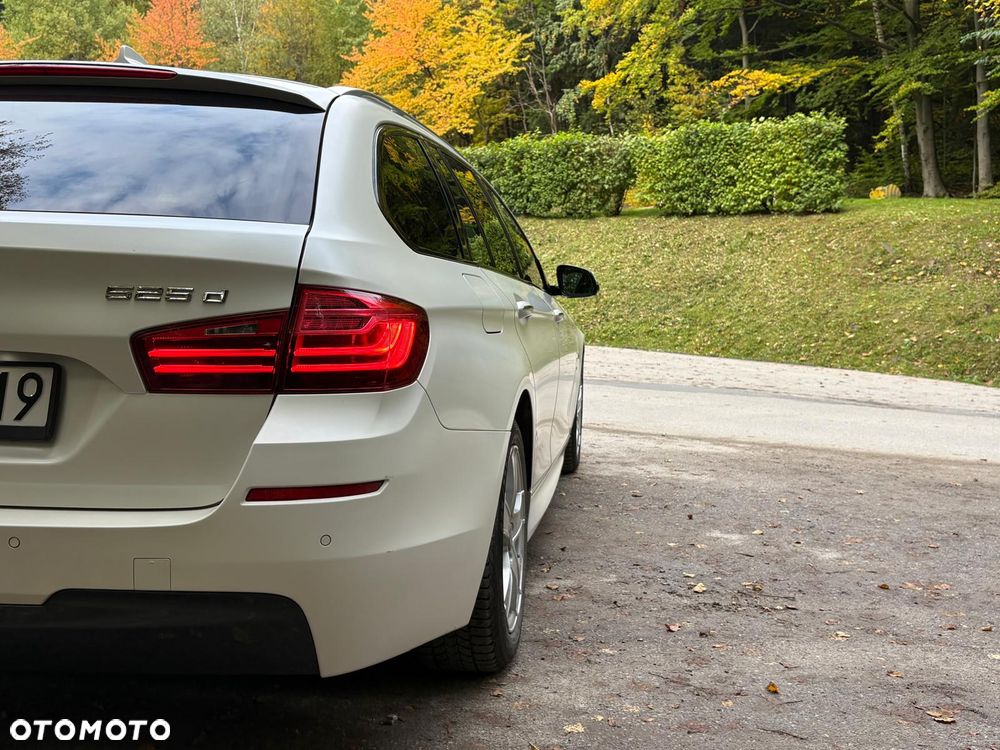 BMW Seria 5 525d xDrive Sport-Aut Luxury Line - 9