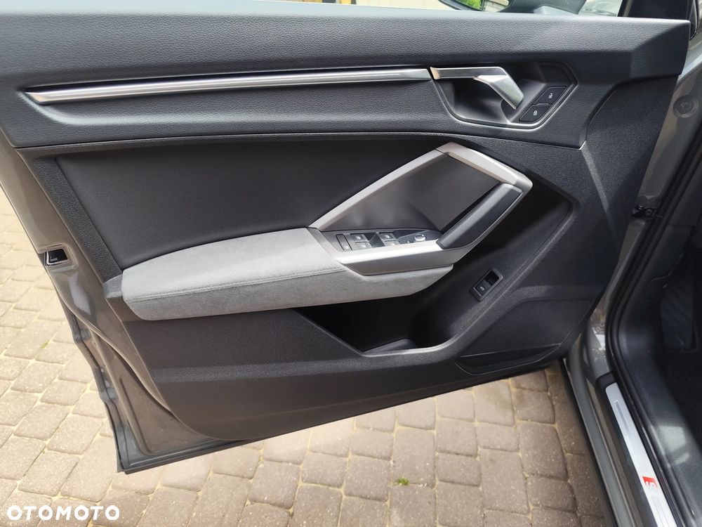 Audi Q3 Sportback 35 TFSI mHEV S-Line S tronic - 5