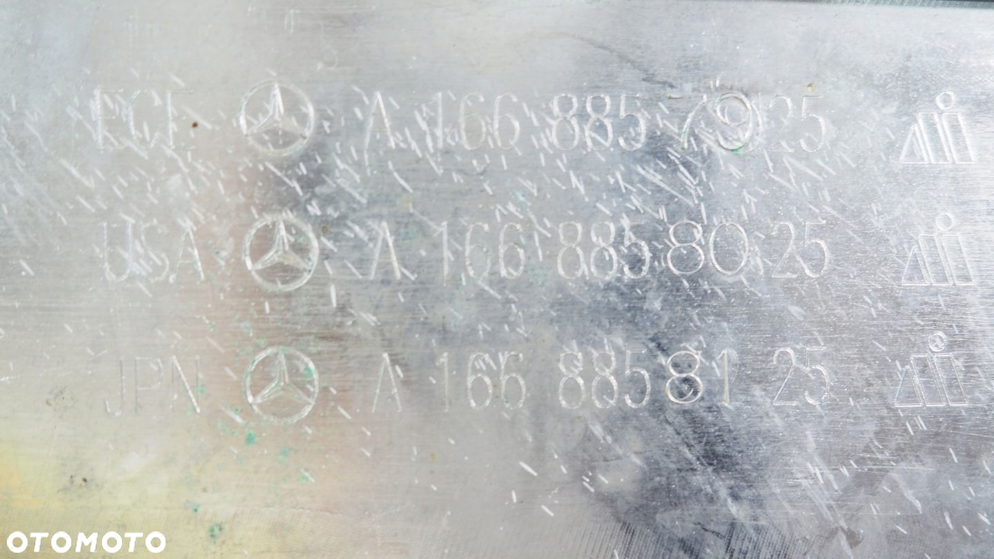 Mercedes ML W166 dokładka listwa chrom zderzaka przód A1668857925 - 9