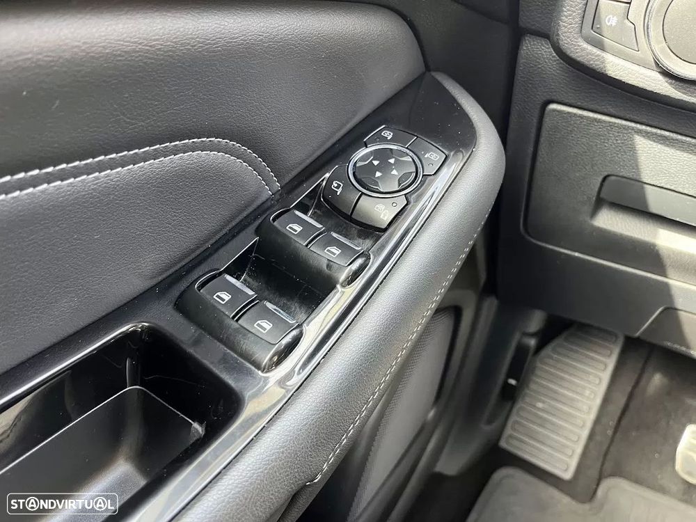 Ford S-Max 2.0 TDCi Titanium - 17
