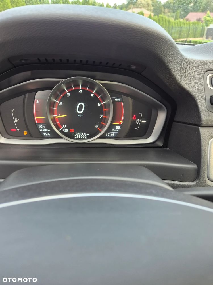 Volvo V70 T4 Drive-E Dynamic Momentum - 26