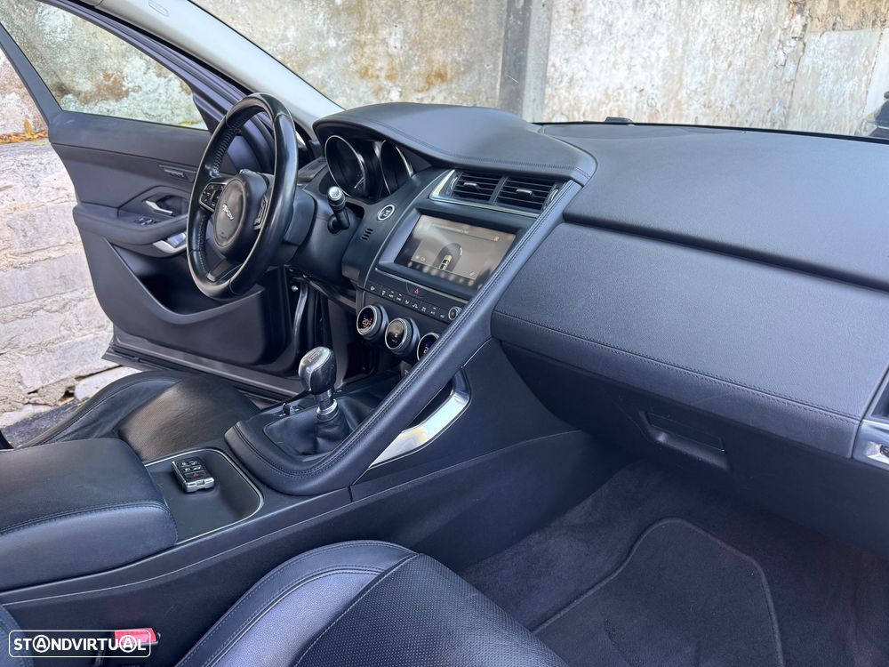 Jaguar E-Pace 2.0 i4D S - 24