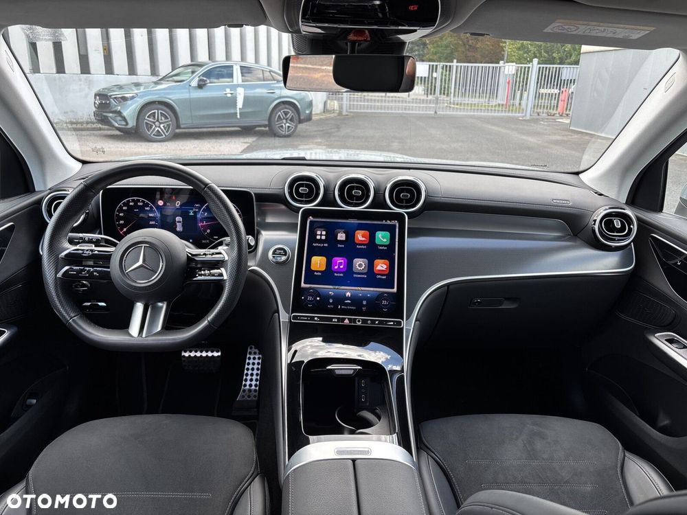 Mercedes-Benz GLC - 14