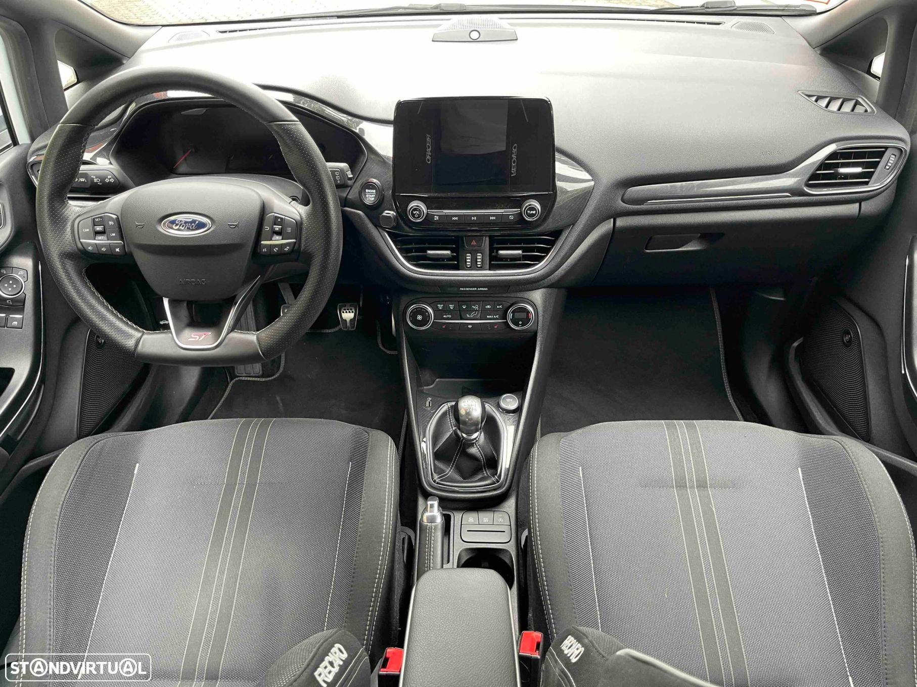 Ford Fiesta 1.5 EcoBoost S&S ST X - 6