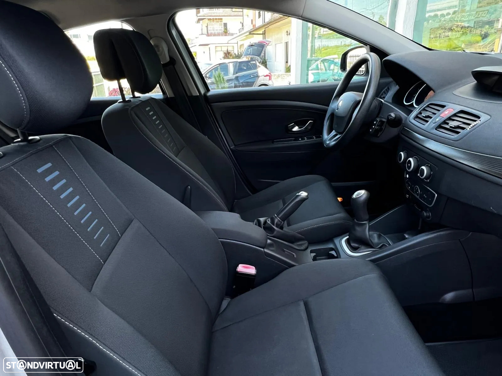 Renault Mégane 1.5 dCi Confort - 16