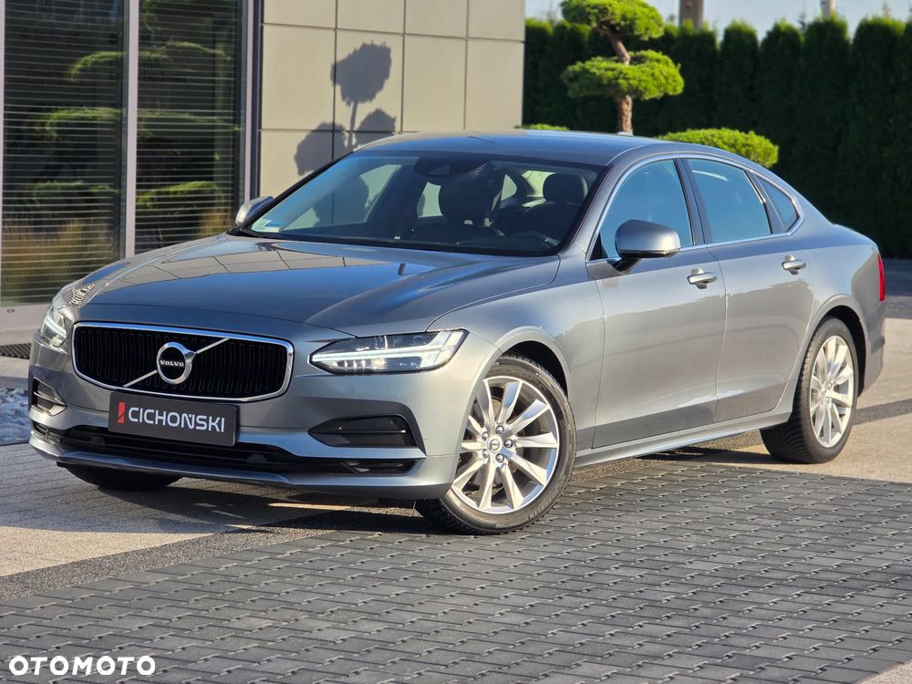 Volvo S90 D4 SCR Momentum Pro - 4