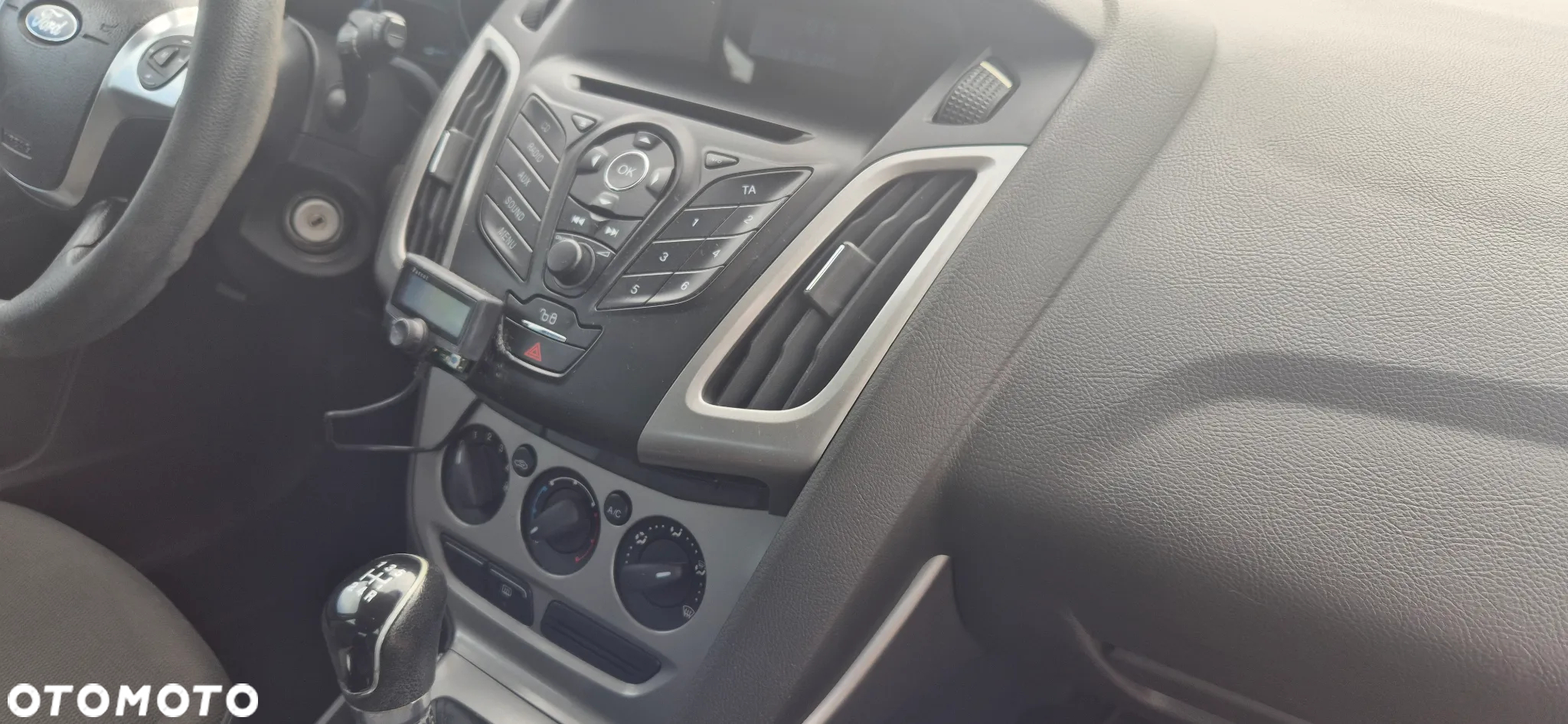 Ford Focus 1.6 Edition - 8