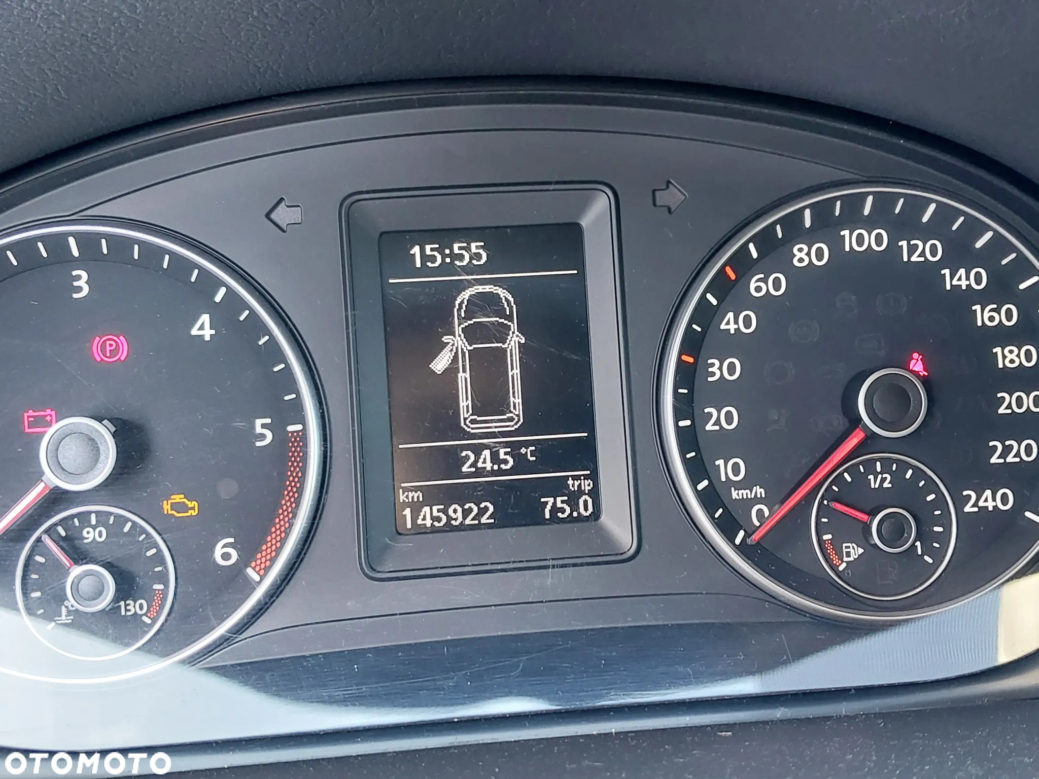 Volkswagen Touran 1.6 TDI DPF BlueMot Comfortline - 28