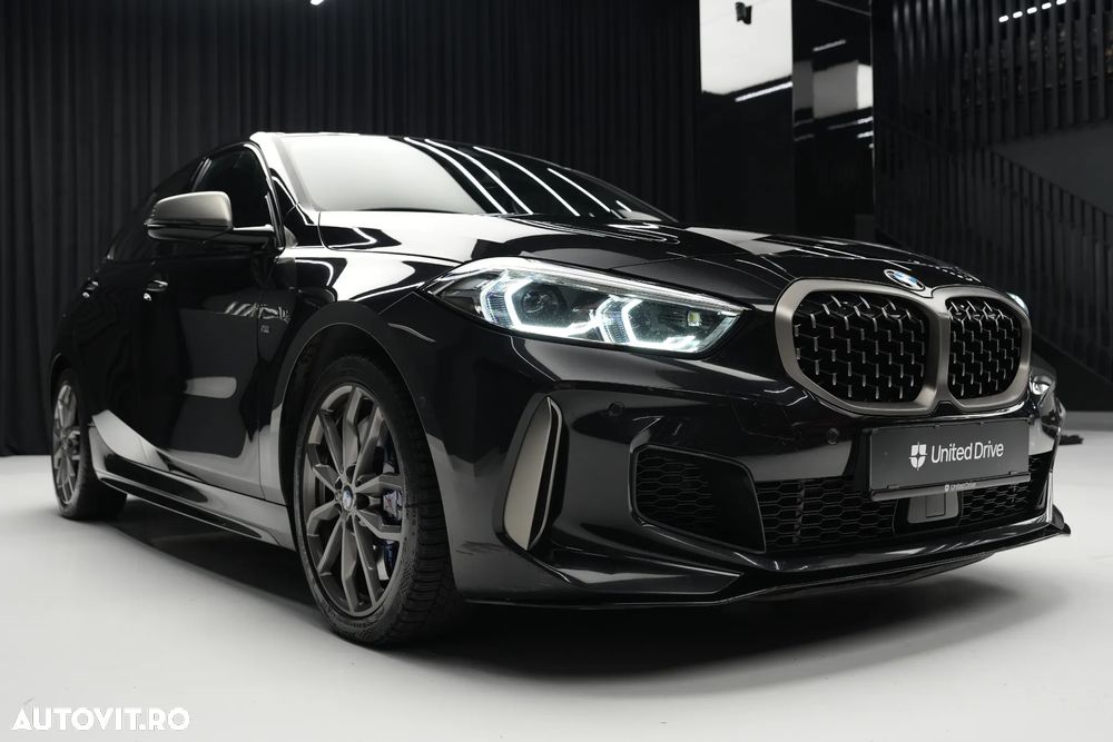 BMW M1 M135i xDrive AT - 38