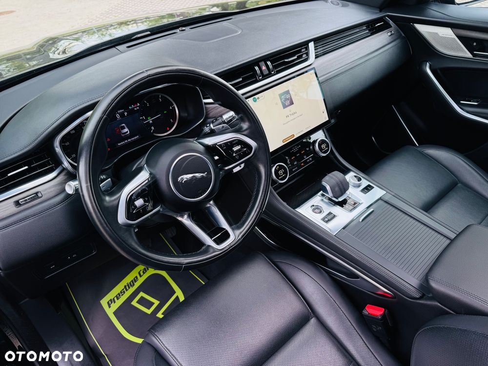 Jaguar F-Pace D200 AWD R-Dynamic HSE - 22