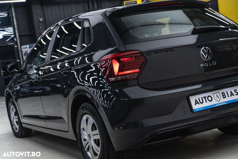 Volkswagen Polo 1.0 Comfortline - 32