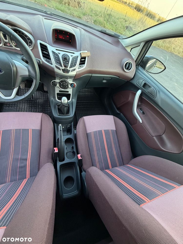 Ford Fiesta 1.25 Trend - 15