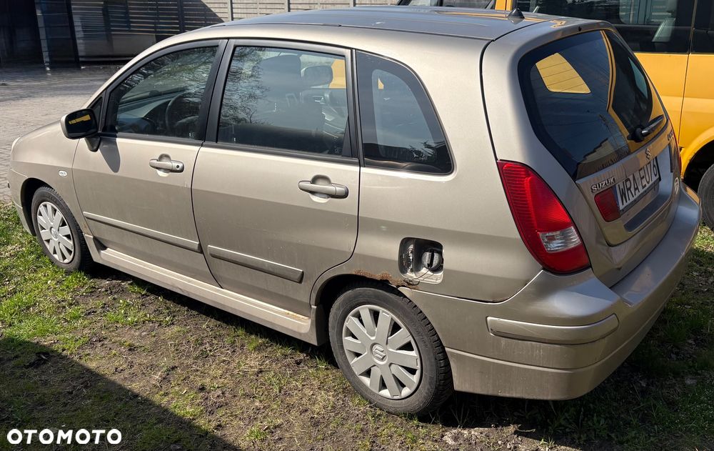 Suzuki Liana - 2