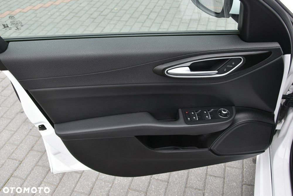 Alfa Romeo Giulia 2.2 Diesel - 27