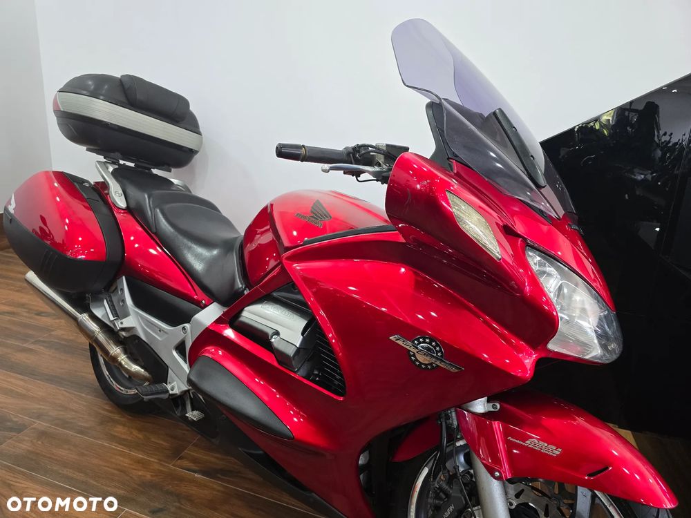 Honda ST - 30