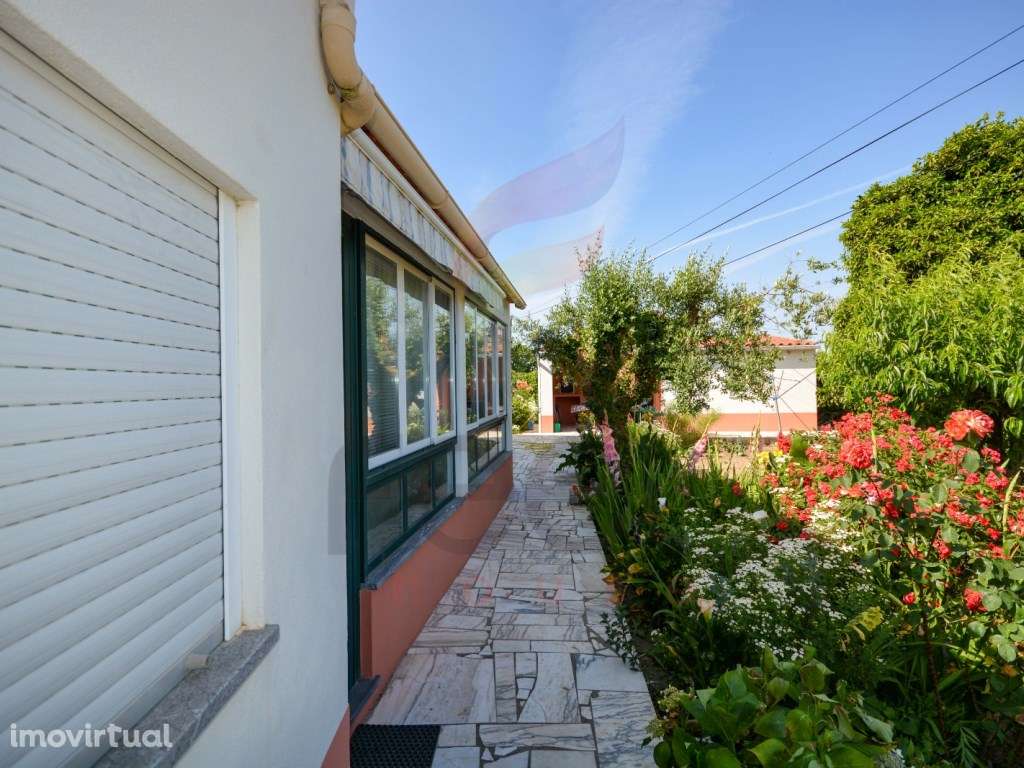 MORADIA T3 COM APROVEITAMENTO DE SÓTÃO - Grande imagem: 4/38