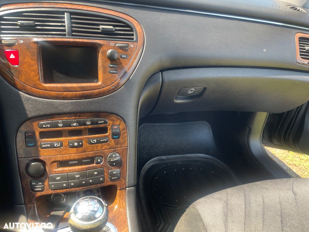Peugeot 607 2.2HDI Pack - 27