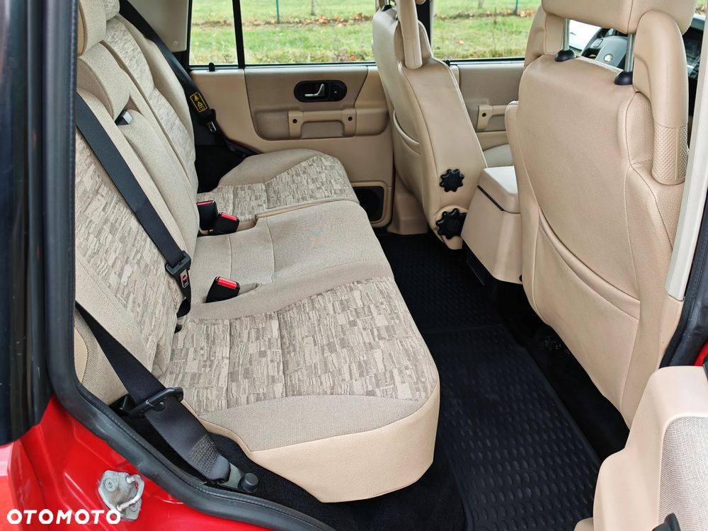 Land Rover Discovery - 38