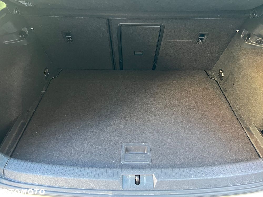 Volkswagen Golf VII 1.4 TSI BMT Highline DSG - 29