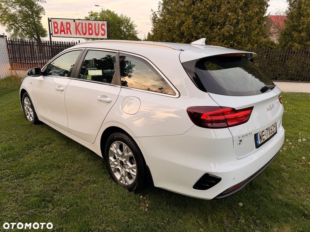 Kia Ceed 1.5 T-GDI M - 6