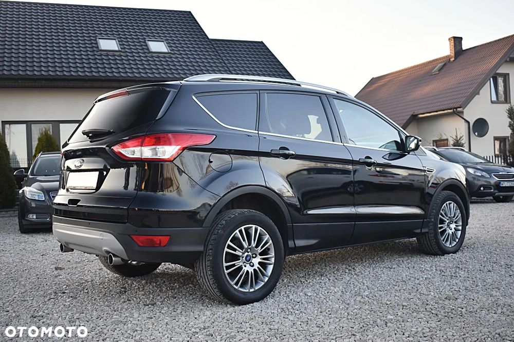 Ford Kuga 2.0 TDCi 2x4 Titanium - 8